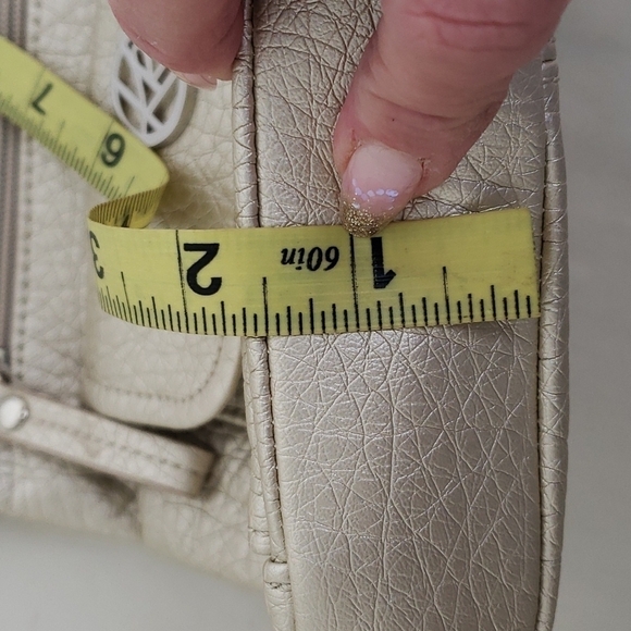 Kim Rogers Gold Metallic Crossbody Adjustable Strap Bag NWOT Faux Leather - Picture 7 of 14